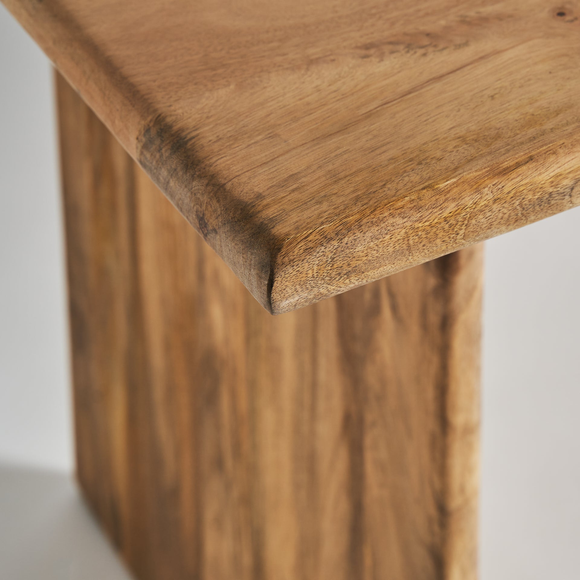 BUHL DINING TABLE